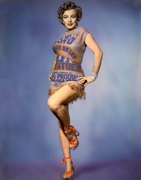 Marilyn Monroe in potato sack dress