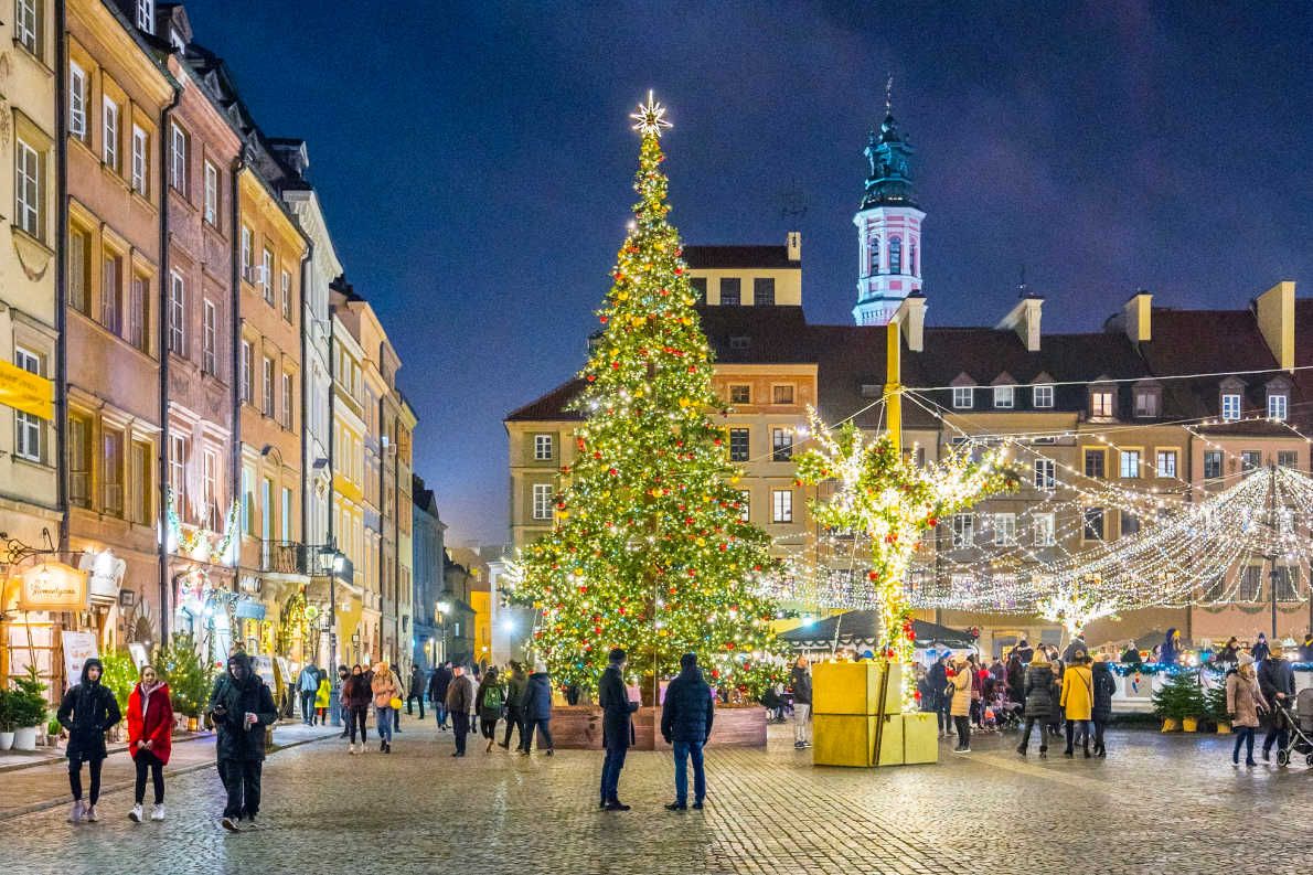 Warsaw - Best Christmas Tree in Europe - Copyright F. Kwiatkowski © Warsaw Tourist Office - European Best Destinations