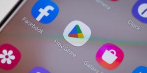 Google Play يستعد لتسليط الضوء على التطبيقات المُحسّنة للأجهزة اللوحية والسيارات - جورنالك