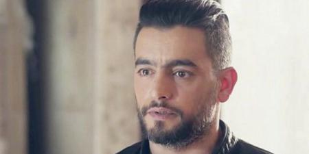 هاني سلامة يتعرض للإحراج من قبل معجب بالشارع - بالصور - جورنالك الفني