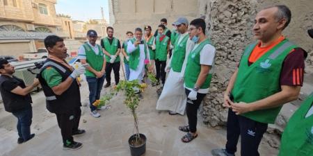 فيديو| 40 متطوعاً يزيلون 5 أطنان من النفايات من منزل تراثي بالقطيف - جورنالك السعودي