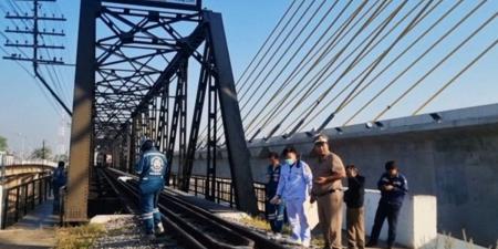 مأساة في تايلاند .. صانع محتوى يتوفي دهسًا بواسطة قطار أثناء تصوير فيديو على جسر - جورنالك الفني