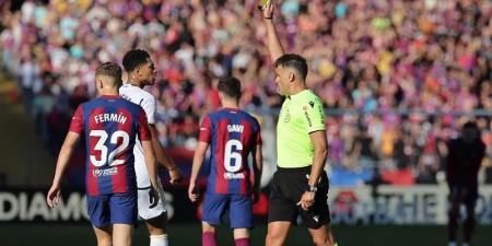 الحكم مانزانو في "الكلاسيكو".. برشلونة لا يفوز - جورنالك