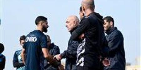 جروس يطالب لاعبي الزمالك بغلق ملف الكونفدرالية والتركيز في بطولة الدوري - جورنالك