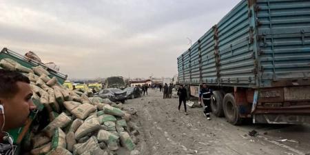 عاجل.. تصادم 20 سيارة أعلى الدائري الأوسطي بحلوان.. وسيارات الإسعاف تنقل الوفيات والمصابين - جورنالك