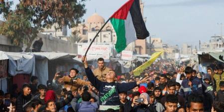 آلاف النازحين يبدأون بالعودة الى منازلهم في غزة - جورنالك في الأحد 01:56 مساءً