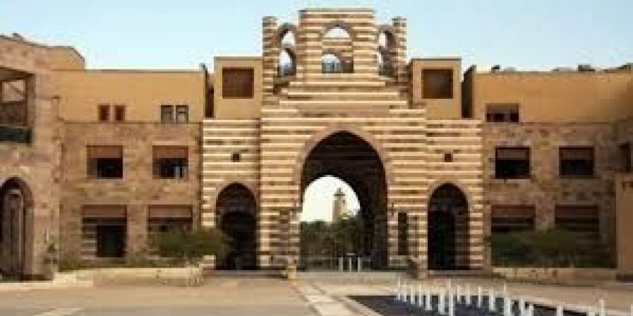 "يعقد لأول مرة في مصر" الجامعة الأمريكية بالقاهرة تستضيف مؤتمر الجامعات الرقمية في العالم العربي 2024 - جورنالك