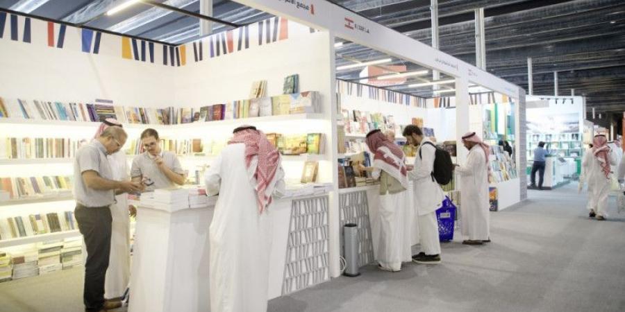 «إثراء» يعرض 350 ألف كتاب - جورنالك الرياضي