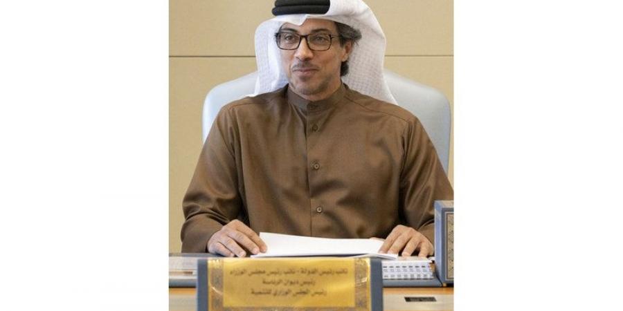 منصور بن زايد: سيظل التعليم طريقنا لتحقيق طموحاتنا - جورنالك