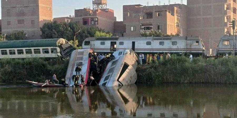 مصر… إصابة 20 شخصاً جراء تصادم قطارين في محافظة المنيا - جورنالك