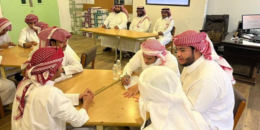 صور.. طلاب مدرسة "النابية" يستعرضون أفكارًا ابتكارية لـ "نادي الإبل" - جورنالك السعودي