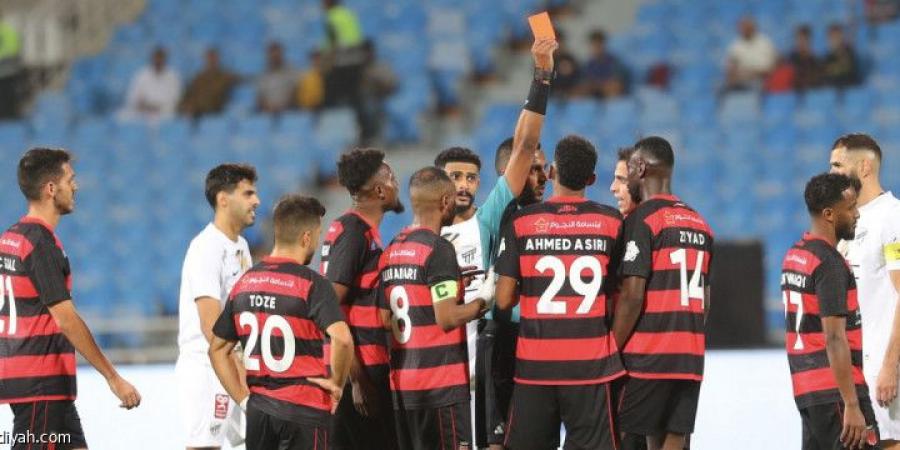 الاتحاد.. قاسم مشترك بين وقائع طرد الصحفي - جورنالك الرياضي