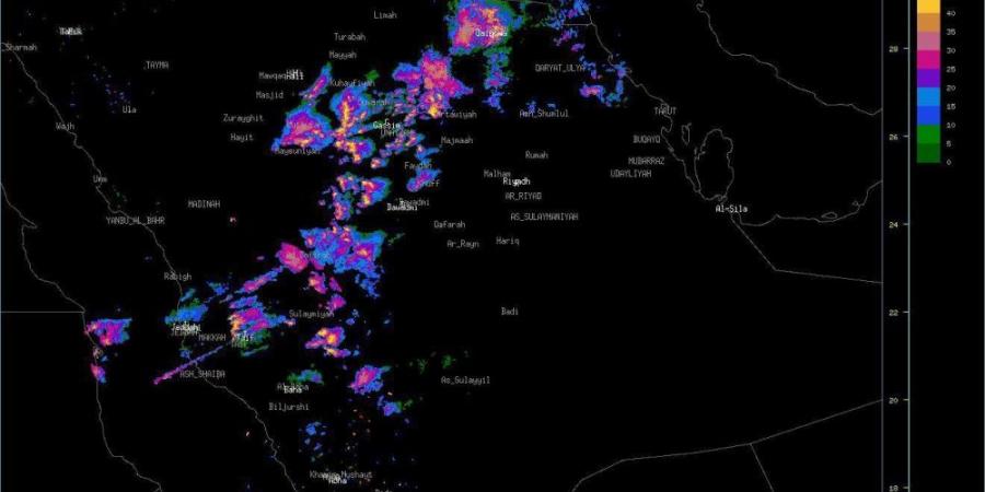 عاجل الأرصاد تحذر من أمطار غزيرة على عدة مناطق بالمملكة وسط مراقبة مستمرة من 19 رادار - جورنالك السعودي