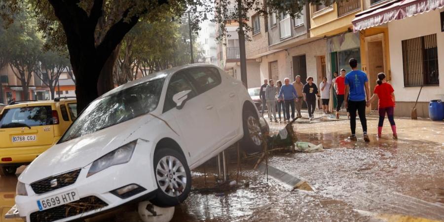 إسبانيا تنفذ أكبر عملية إنقاذ جراء السيول العنيفة - جورنالك