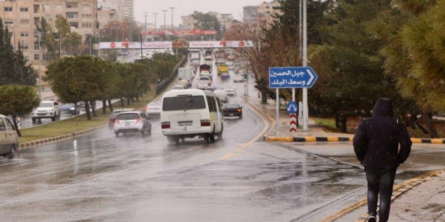 احتمال هطول زخات خفيفة من المطر في شمال الأردن - جورنالك