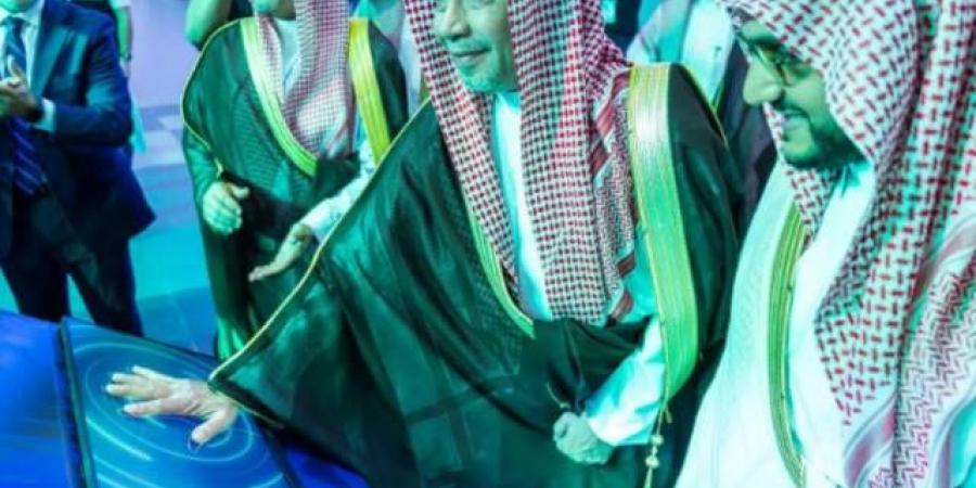 نائب وزير البلديات والإسكان يفتتح أعمال النسخة الـ 34 من معرض البناء السعودي - جورنالك