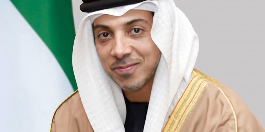 نيابة عن رئيس الدولة .. منصور بن زايد يشارك في القمة العربية الإسلامية في الرياض - جورنالك