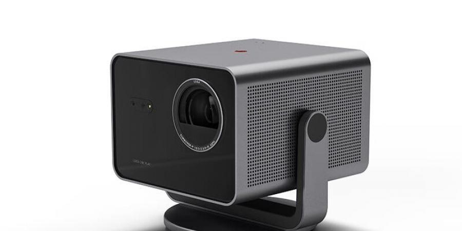 Leica تطلق جهاز العرض Cine Play 1 بدقة 4K وليزر ثلاثي RGB وسطوع 3000 لومن - جورنالك