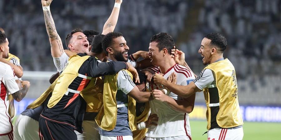 حملوا ليما على «الأعناق».. جماهير منتخب الإمارات تحتفل بـ «خماسية» قطر - جورنالك