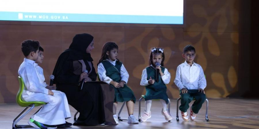 في احتفالية بيومه العالمي.. وزير التعليم  يدشن المجلس الاستشاري التعليمي للطفولة - جورنالك السعودي