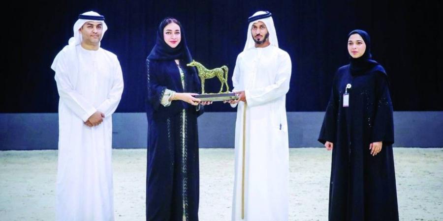 منافسات قوية في بطولة الإمارات لمربّي الخيل العربية - جورنالك في السبت 11:58 مساءً