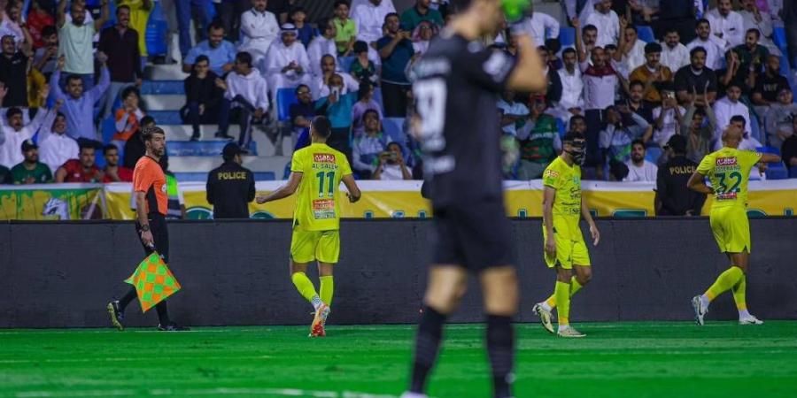 الهلال يغرق في «الخليج» - جورنالك الريـاضي