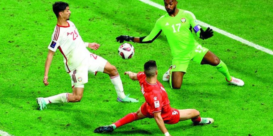 خالد عيسى الأكثر مشاركة مع المنتخب بفارق دقيقة عن حارب - جورنالك