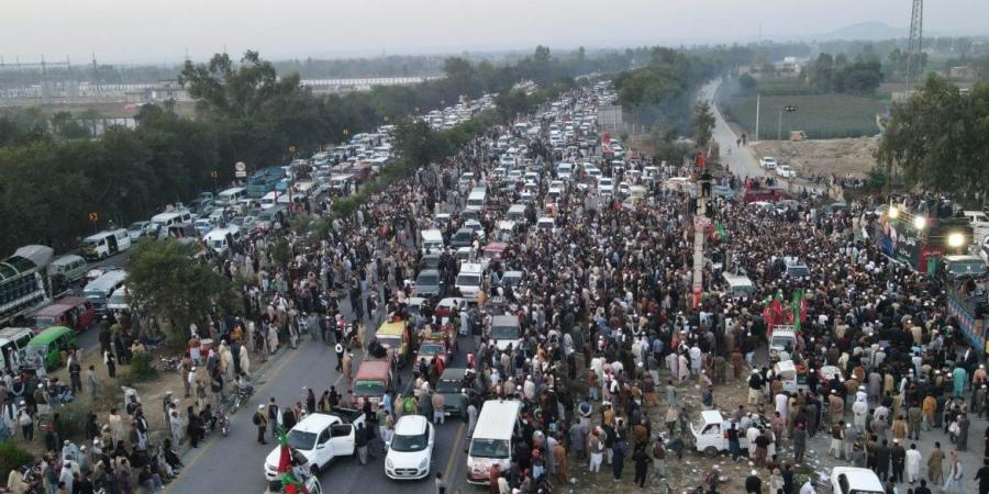 إسلام أباد : تصاعد المواجهات مجدداً بين أنصار خان والسلطات - جورنالك