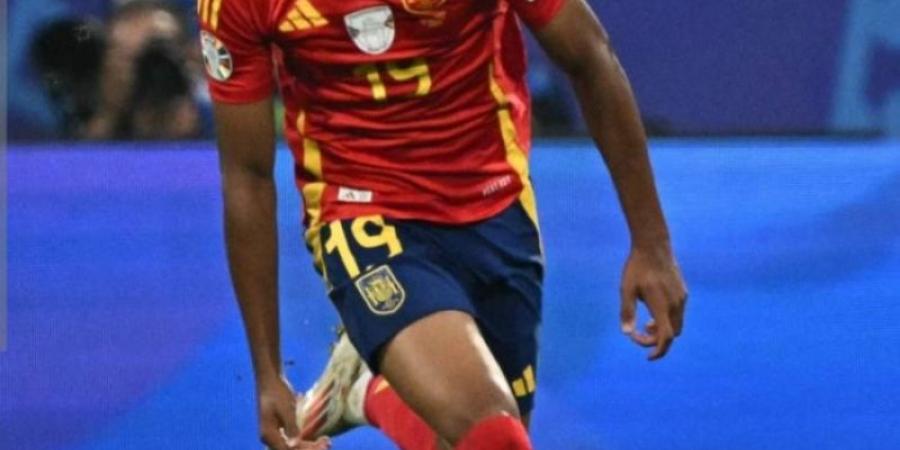 لامين يامال يقطع الطريق بين برشلونة وصلاح - جورنالك