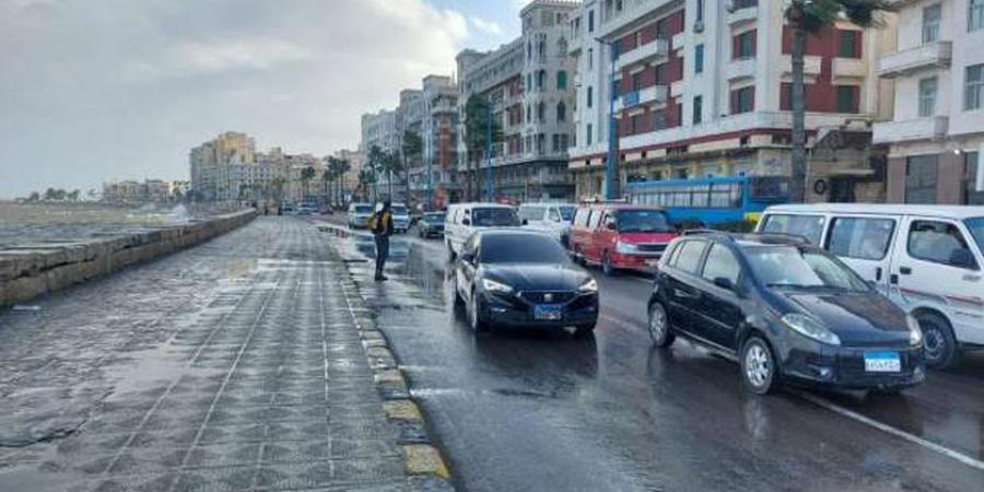 حالة الطقس الجمعة.. برودة وأمطار على عدد من المناطق.. و"شبورة مائية" السبت - جورنالك