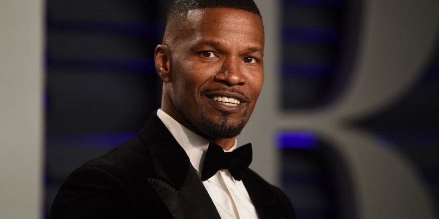 جيمي فوكس يكـ شف تفاصيل أزمته الصحية في عرض  بعنوان "Jamie Foxx: What Had Happened Was" - جورنالك الفني