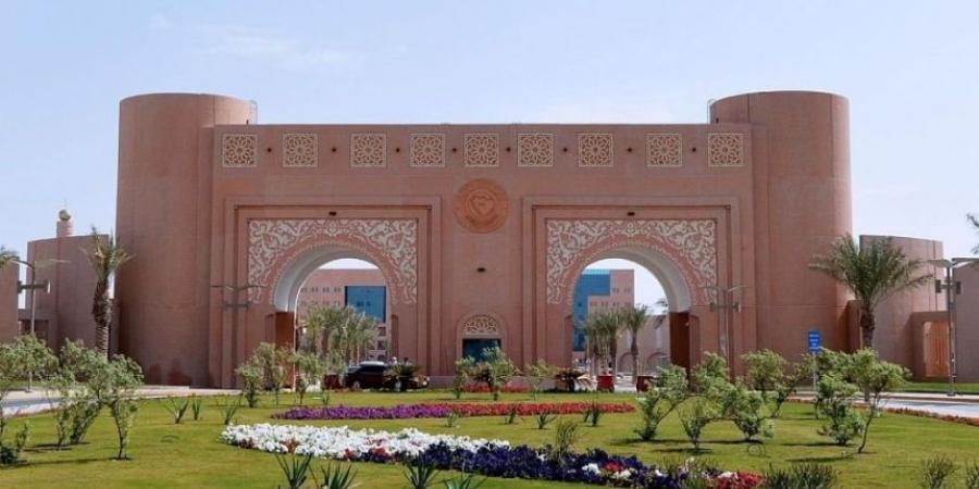 جامعة الملك فيصل الأولى خليجيًا في أولمبياد "الإنجليزية" العالمي - جورنالك السعودي