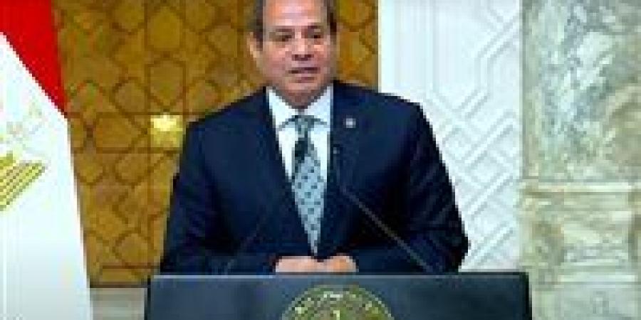 الرئيس السيسي للمصريين: هما يومين واللى بعدي جاي والبلد اللى قاعدة بناسها - جورنالك