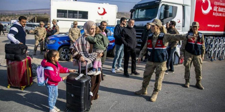 تركيا: 30 ألف سوري عادوا إلى بلدهم - جورنالك في الجمعة 07:28 مساءً