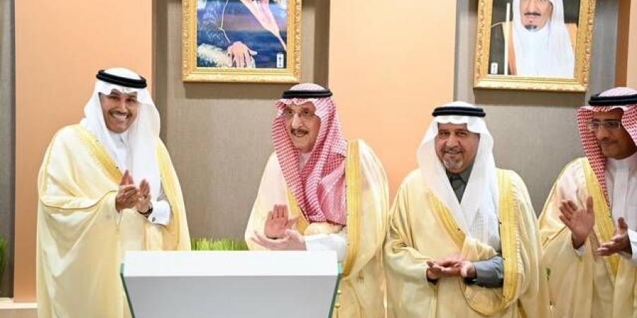 أمير جازان يدشن 9 مشروعات للطرق بتكلفة 807 ملايين ريال - جورنالك