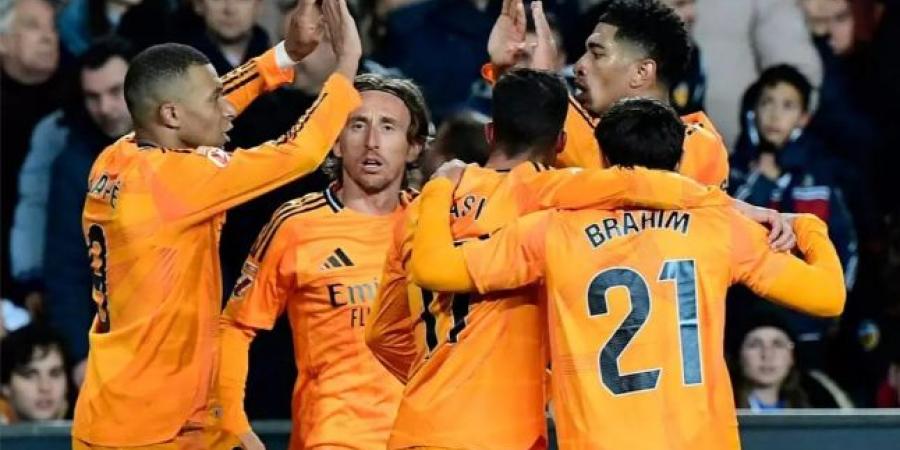 ريال مدريد يقلب الطاولة على فالنسيا ويعتلي الصدارة مؤقتًا رغم طرد فينيسيوس - جورنالك