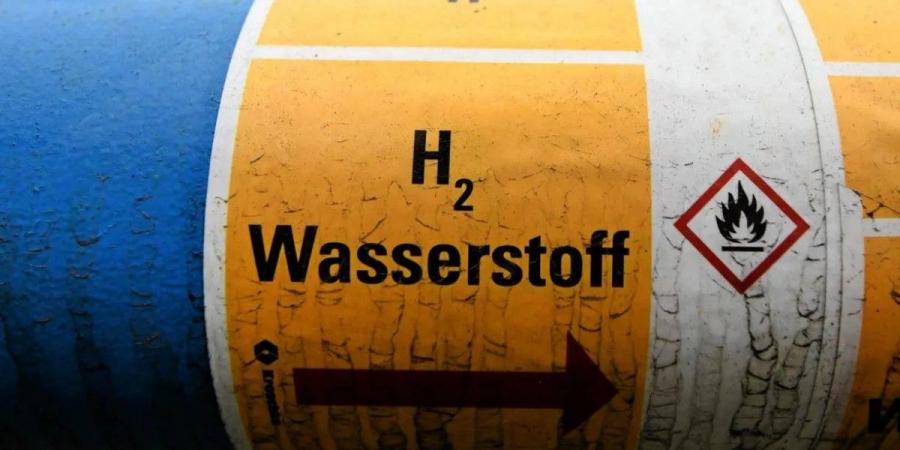 ألمانيا تتوقع إتمام أول 525 كيلومتراً من شبكة الهيدروجين في 2025 - جورنالك في الأحد 12:52 مساءً
