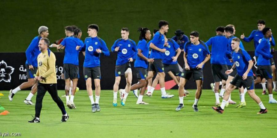 برشلونة.. فليك يجتمع باللاعبين ولابورتا يحفّز - جورنالك الرياضي