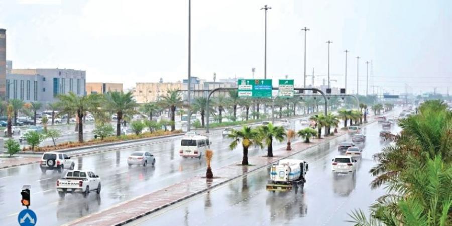 أمطار غزيرة.. ”الأرصاد“ يُطلق إنذارًا أحمر بالشرقية - جورنالك السعودي