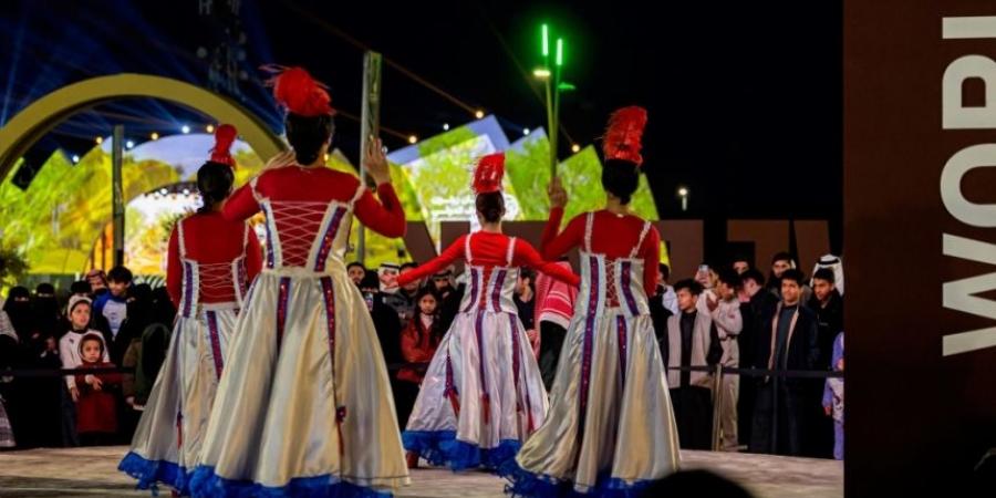 من 7 دول.. عروض عالمية وفنون شعبية في مهرجان زيتون الجوف - جورنالك السعودي