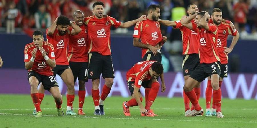 لاعب الأهلي المصري يحاول الانتحار بسبب باتشوكا (فيديو) - جورنالك