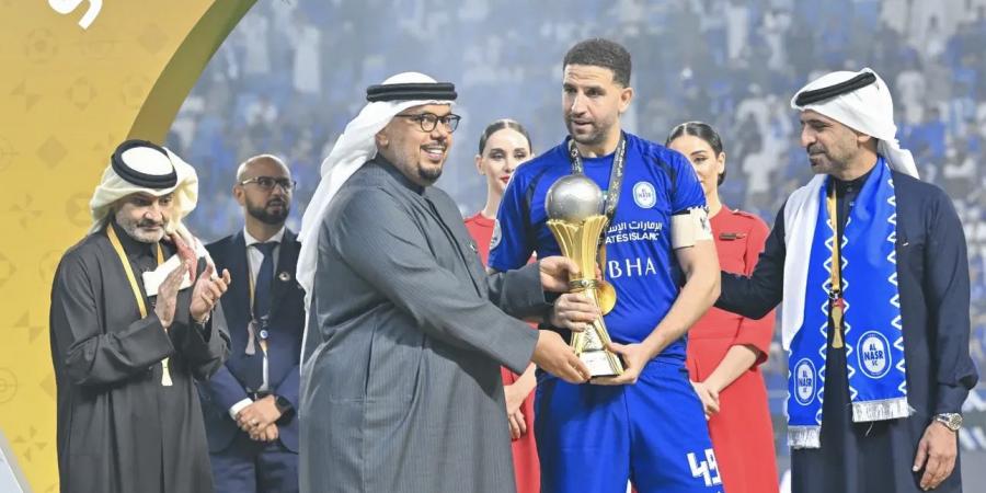 غموض موقف تاعرابت مع النصر.. غائب منذ 3 أيام! - جورنالك